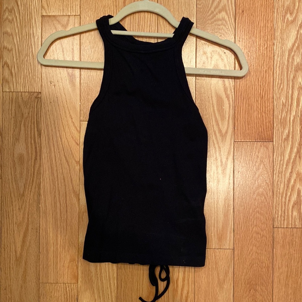 Black tank top with pattern in back!